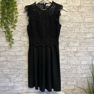 Ann Taylor lace dress women’s size 2 black